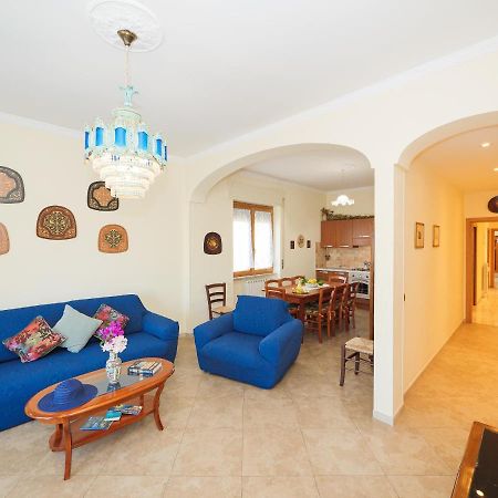 Aranci Apt 67 - Sorrento Centre And Vesuvius View ภายนอก รูปภาพ