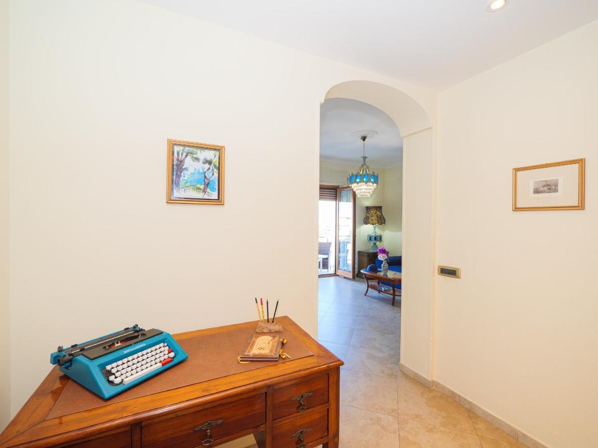 Aranci Apt 67 - Sorrento Centre And Vesuvius View ภายนอก รูปภาพ