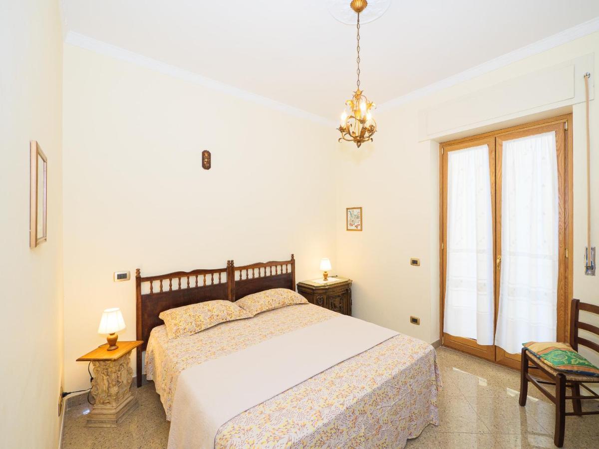 Aranci Apt 67 - Sorrento Centre And Vesuvius View ภายนอก รูปภาพ