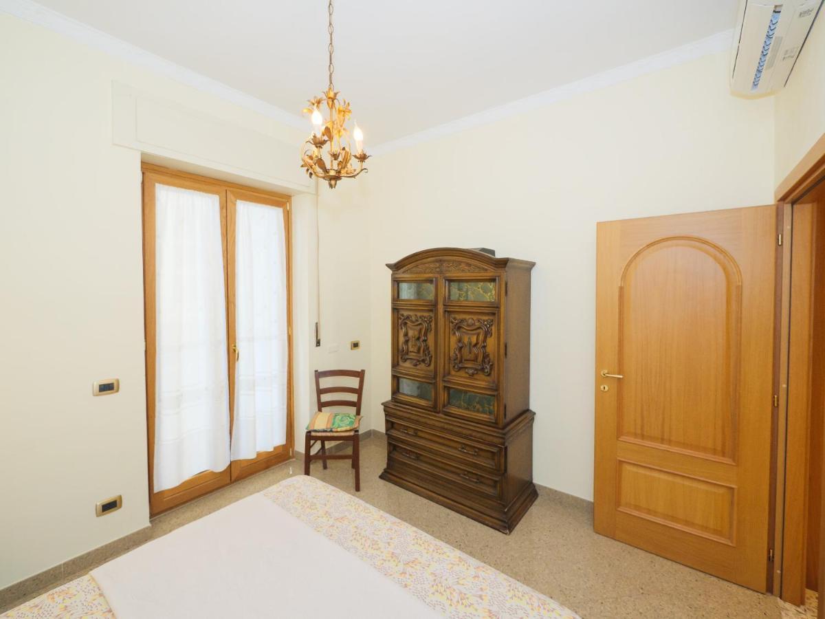 Aranci Apt 67 - Sorrento Centre And Vesuvius View ภายนอก รูปภาพ