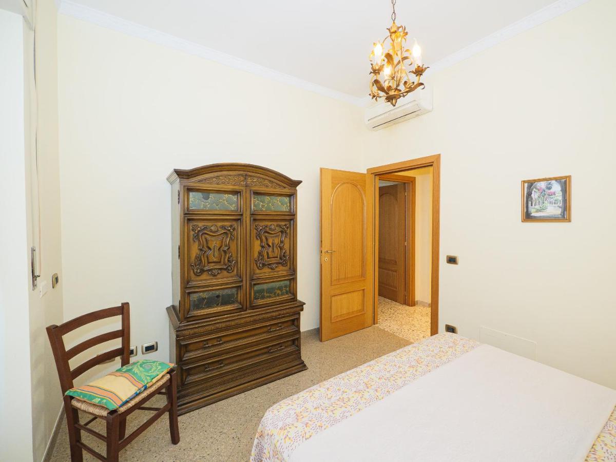 Aranci Apt 67 - Sorrento Centre And Vesuvius View ภายนอก รูปภาพ